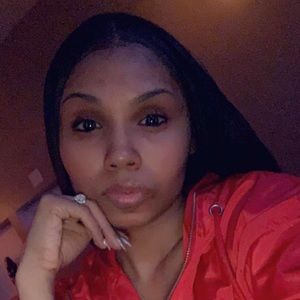 Meet your Posher, Aiesha